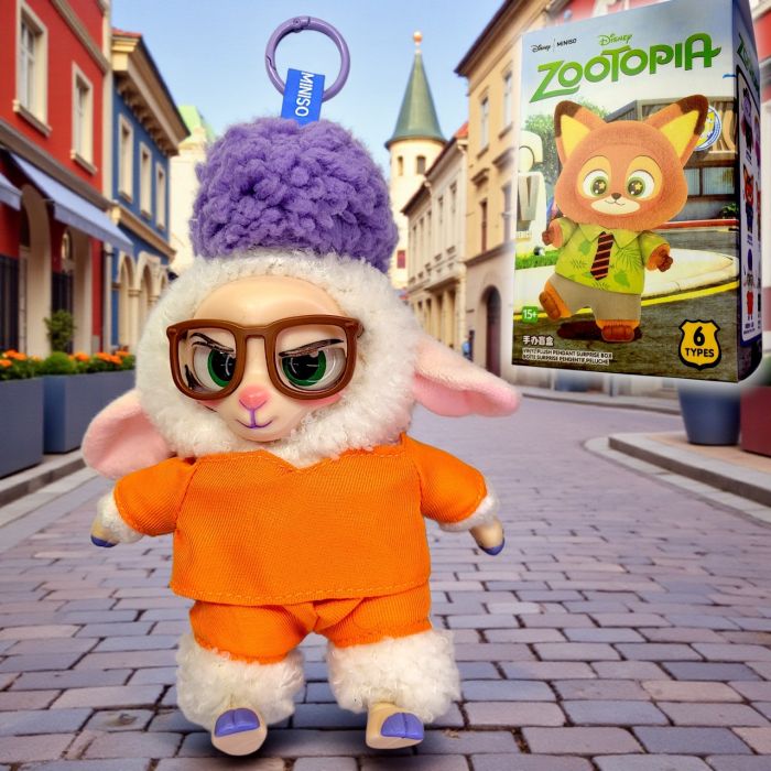 Мягкая игрушка-брелок Disney Zootopia Miniso "Мисс Белливезер в оранжевом костюме" — плюшевая коллекционная фигурка в подарочной коробке, 20 см